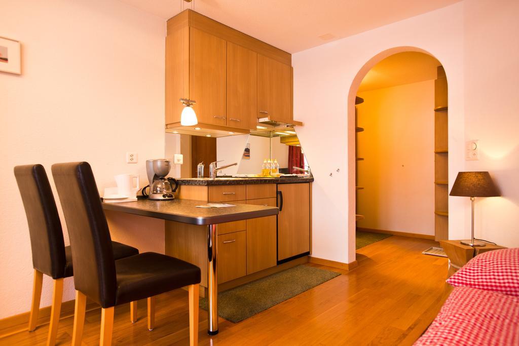 Mom - Alpine Boutique Apartments, Chalet Fagus, Terrace Studio Grindelwald Oda fotoğraf
