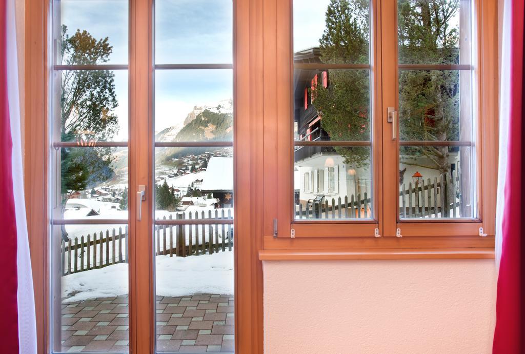 Mom - Alpine Boutique Apartments, Chalet Fagus, Terrace Studio Grindelwald Oda fotoğraf