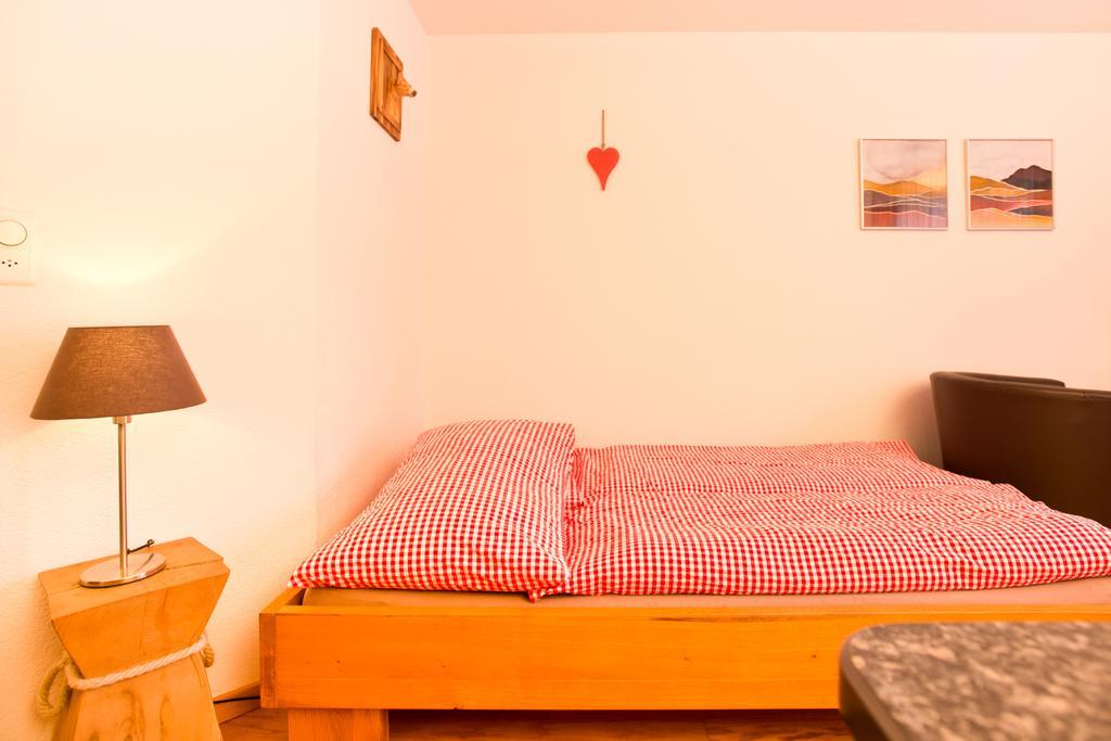 Mom - Alpine Boutique Apartments, Chalet Fagus, Terrace Studio Grindelwald Oda fotoğraf